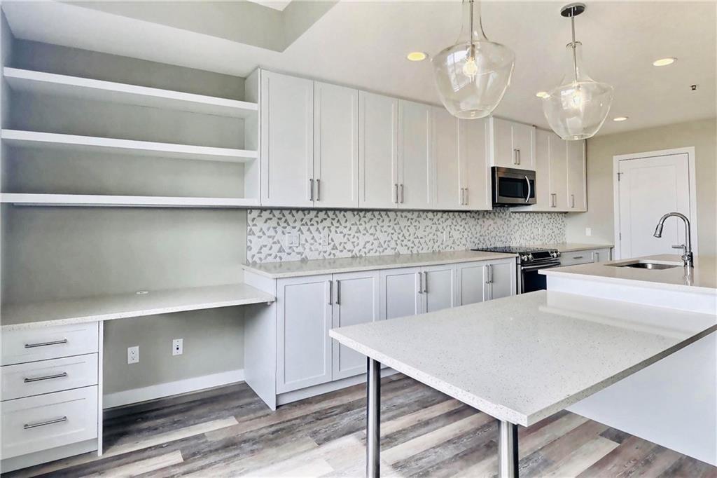 8530 8A Avenue - Photo 1