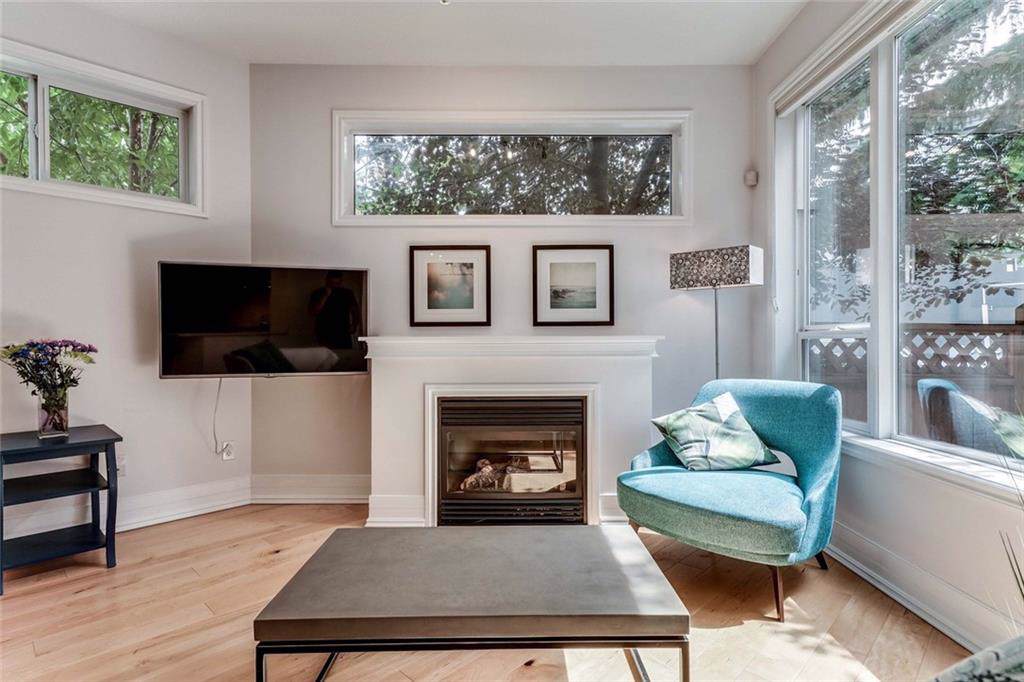 2040 35 Avenue - Photo 1