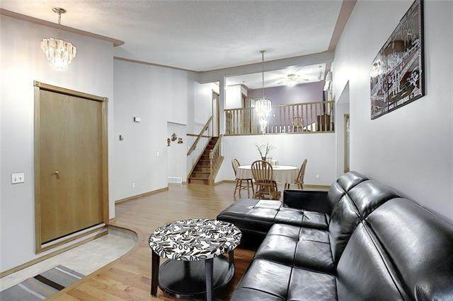 128 Eldorado Close - Photo 1