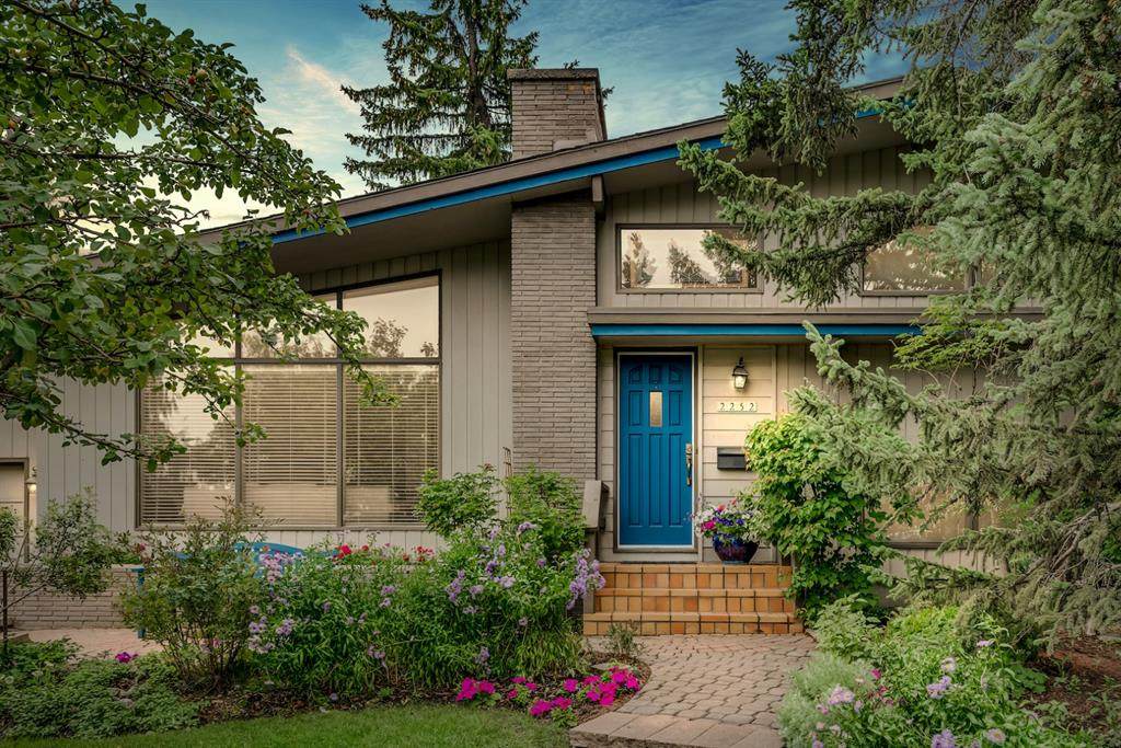 2252 Longridge Drive - Photo 1