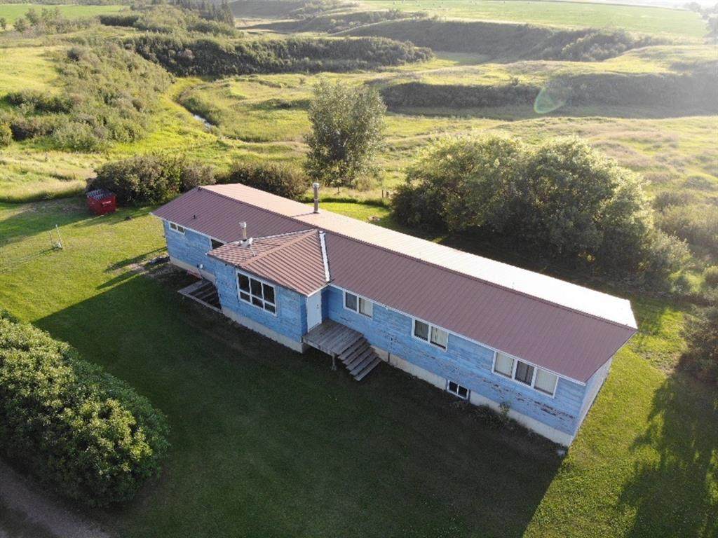 20573 Township Road 34-4 - Photo 1