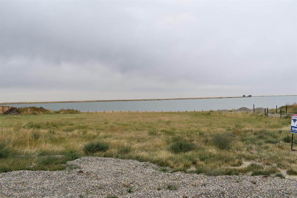 196 Lakeshore Boulevard - Photo 1