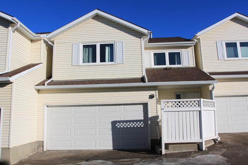 237 Edgedale Gardens - Photo 1