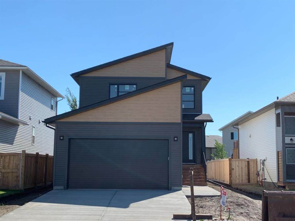 8613 72 Avenue - Photo 1