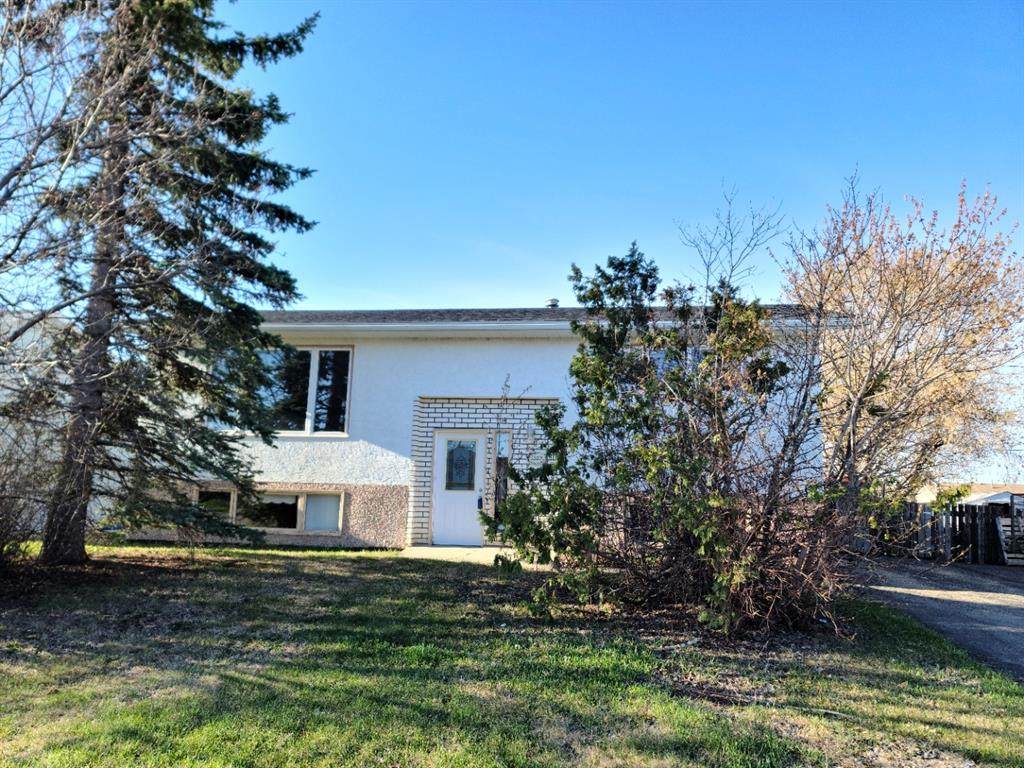 5309 47 Avenue - Photo 1