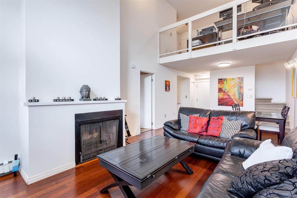 2214 14A Street - Photo 1