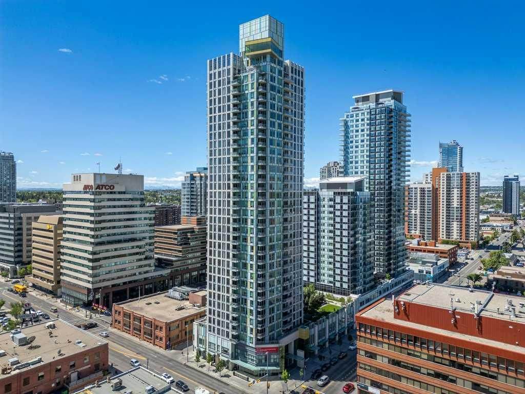 901 10 Avenue - Photo 1