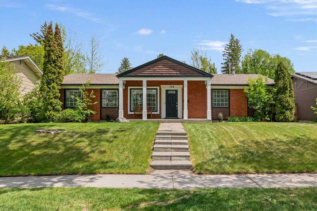 784 Acadia Drive - Photo 1