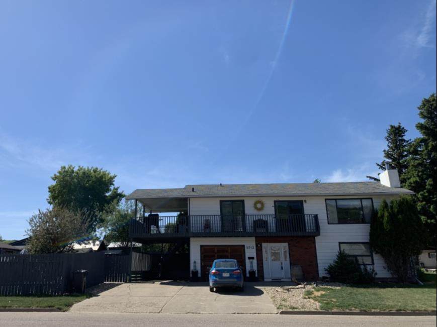 9713 72 Avenue - Photo 1