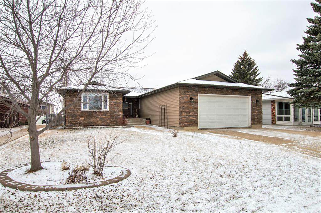 6304 41 Avenue - Photo 1
