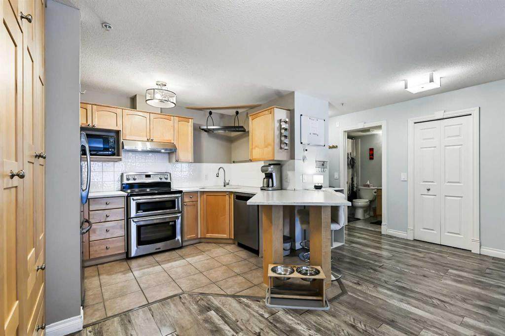 1631 28 Avenue - Photo 1