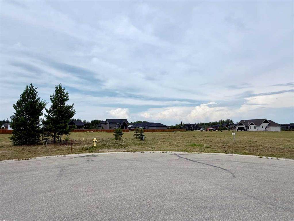 7952 Creekside Drive - Photo 1