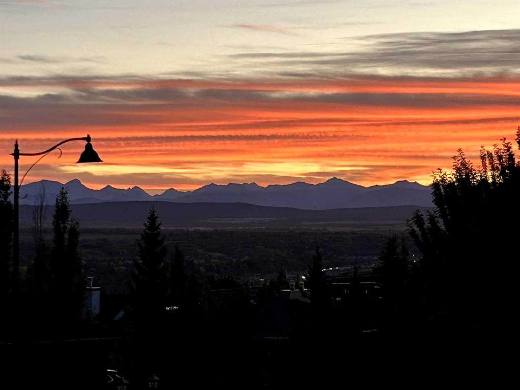 103 Elveden Court - Photo 1