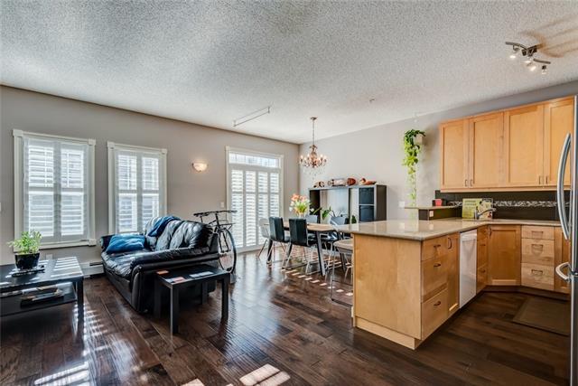 112 14 Avenue - Photo 1