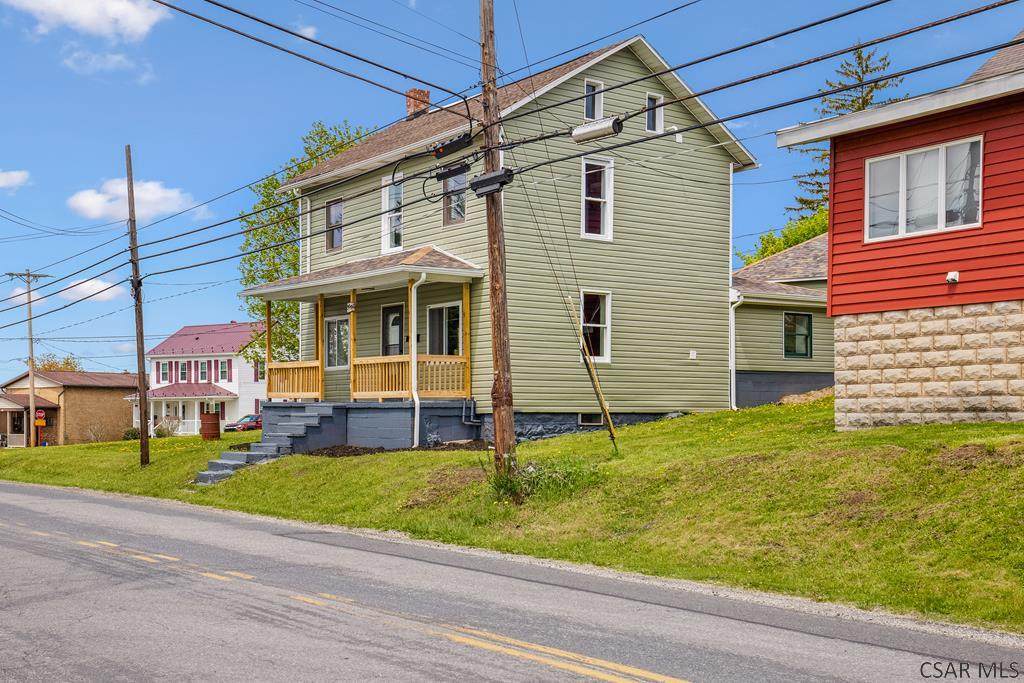 3445 Graham Ave - Photo 1