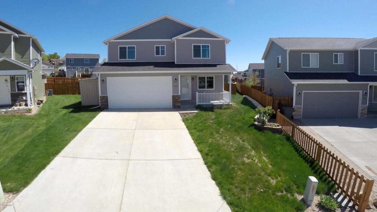 506 Blaine Ct - Photo 1