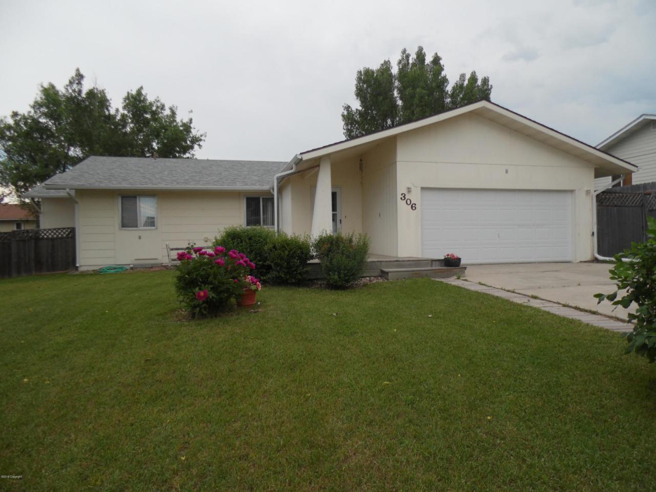 306 Highridge Cir - Photo 1