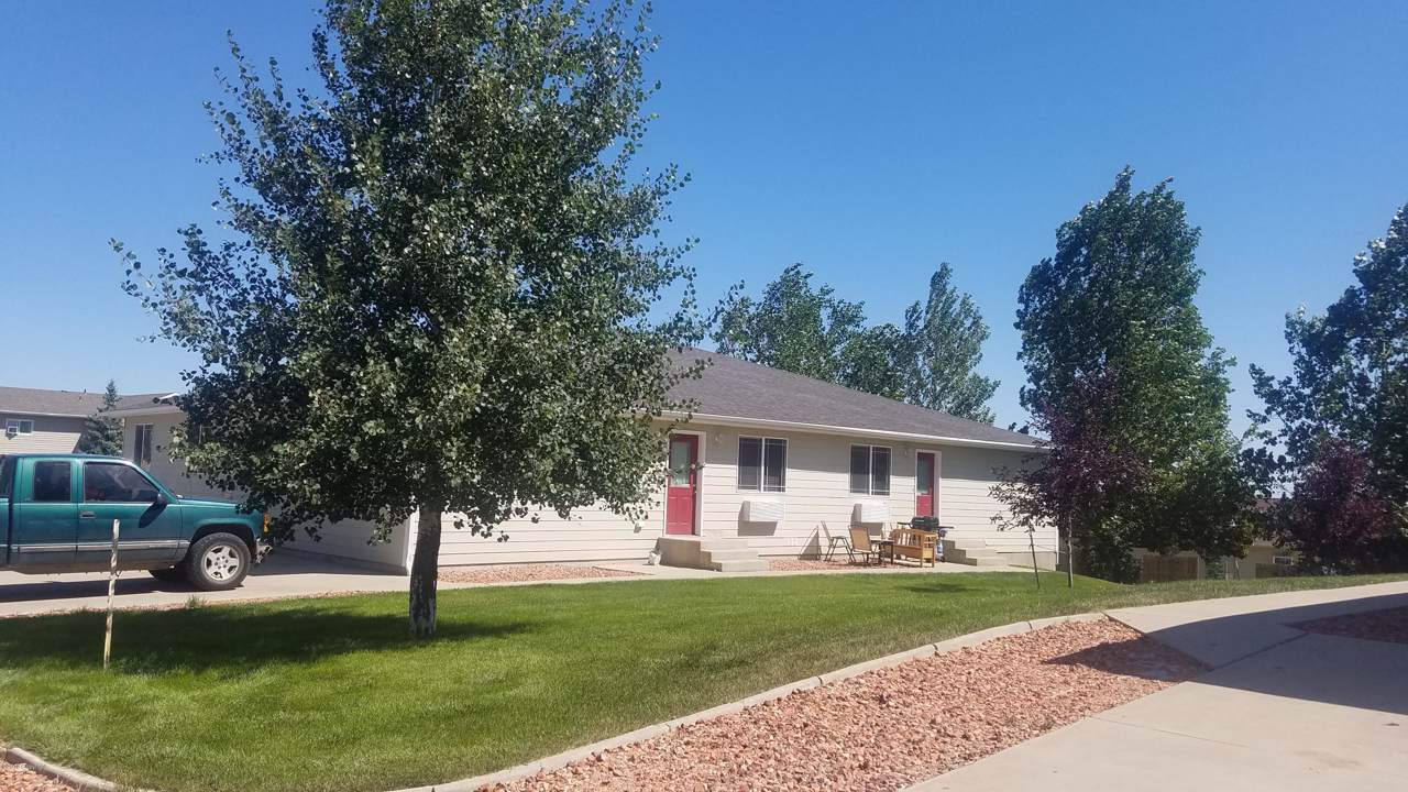 2802 Sassick St - Photo 1