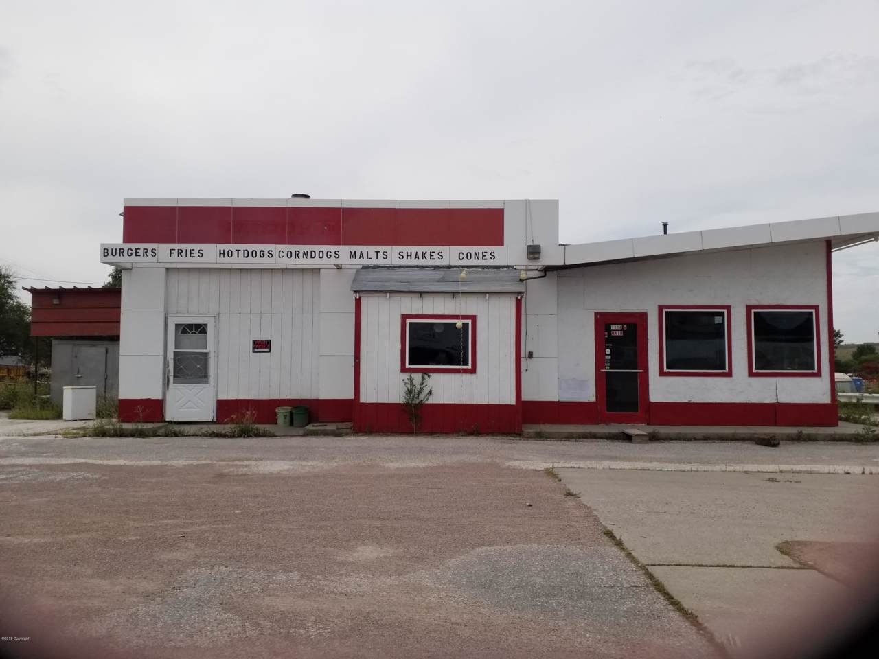 1114 W Main St - Photo 1