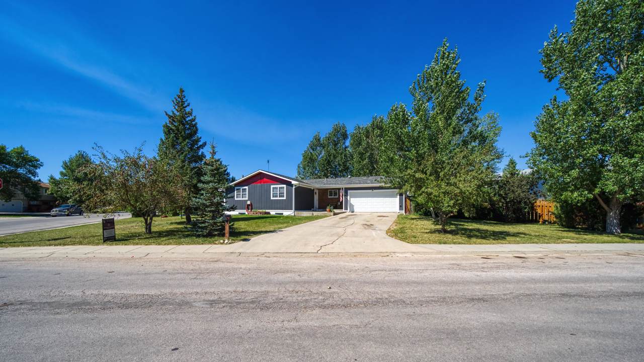 3112 Sutherland Dr - Photo 1