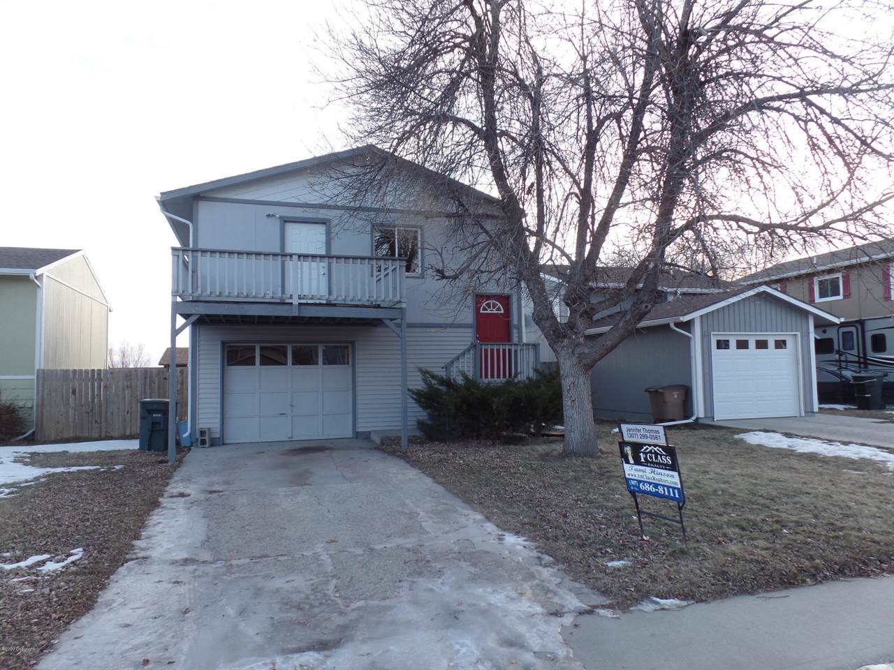 117 W Laurel St - Photo 1