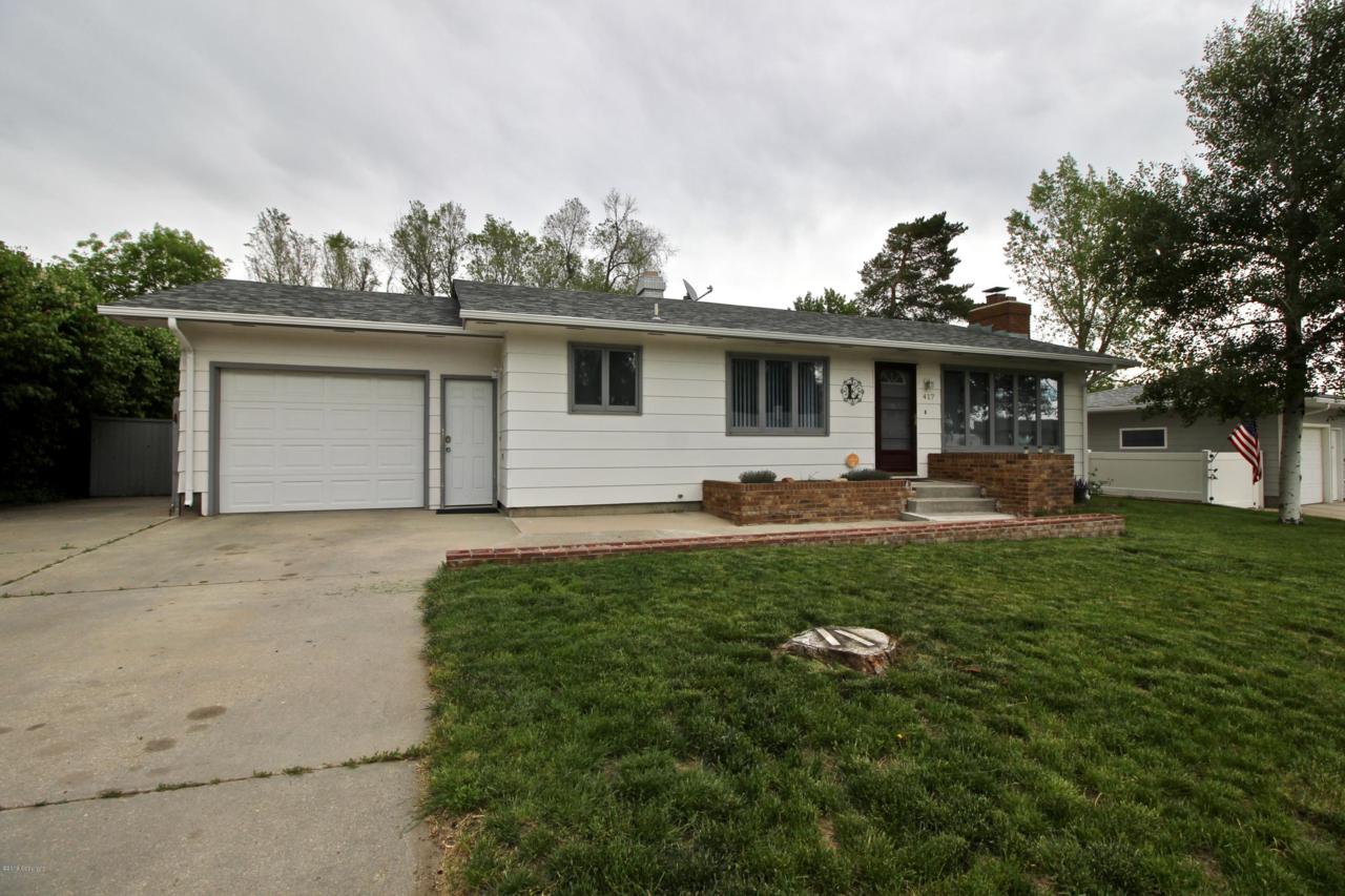 417 Prairieview Dr - Photo 1
