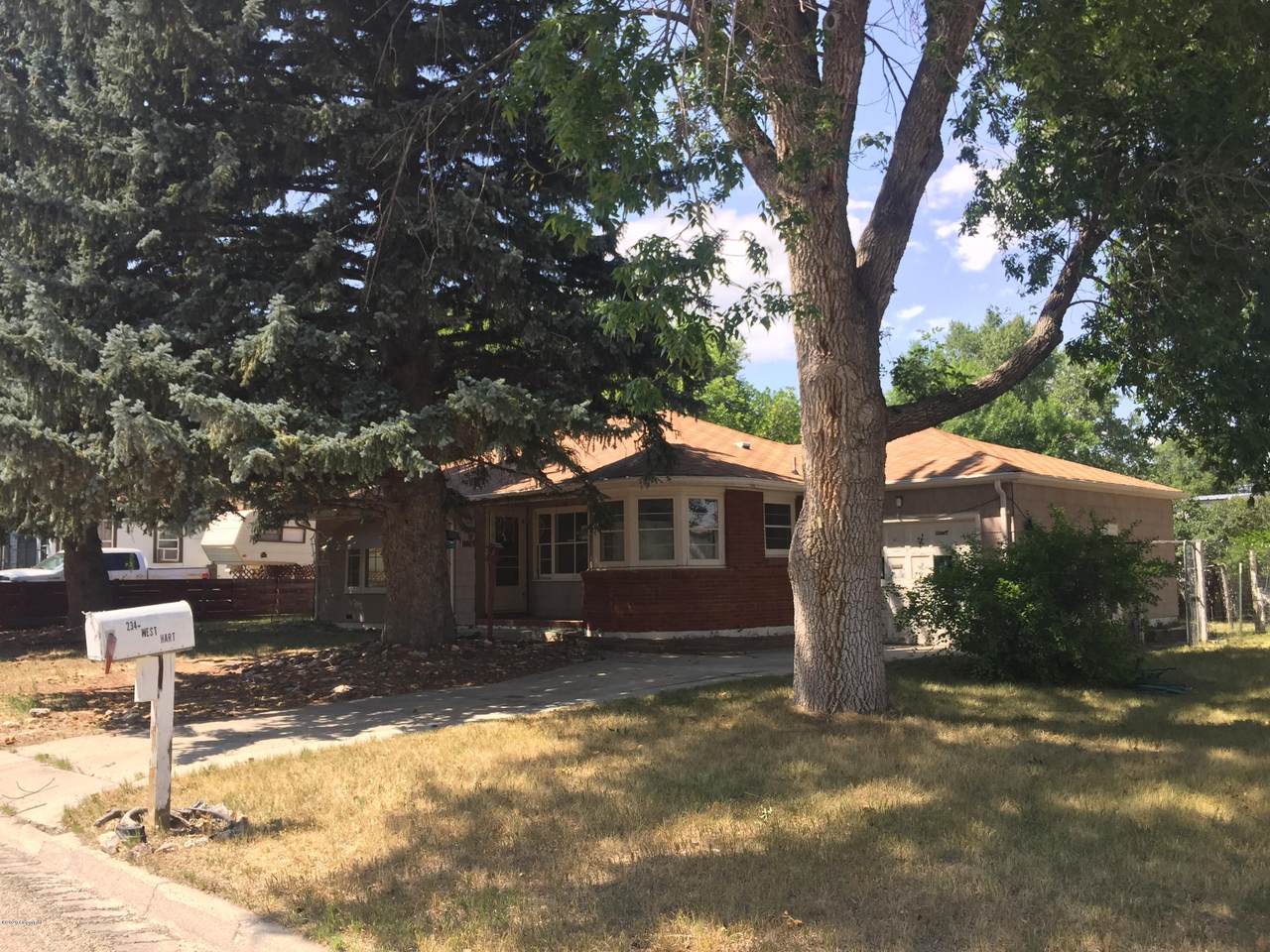 234 W Hart St - Photo 1