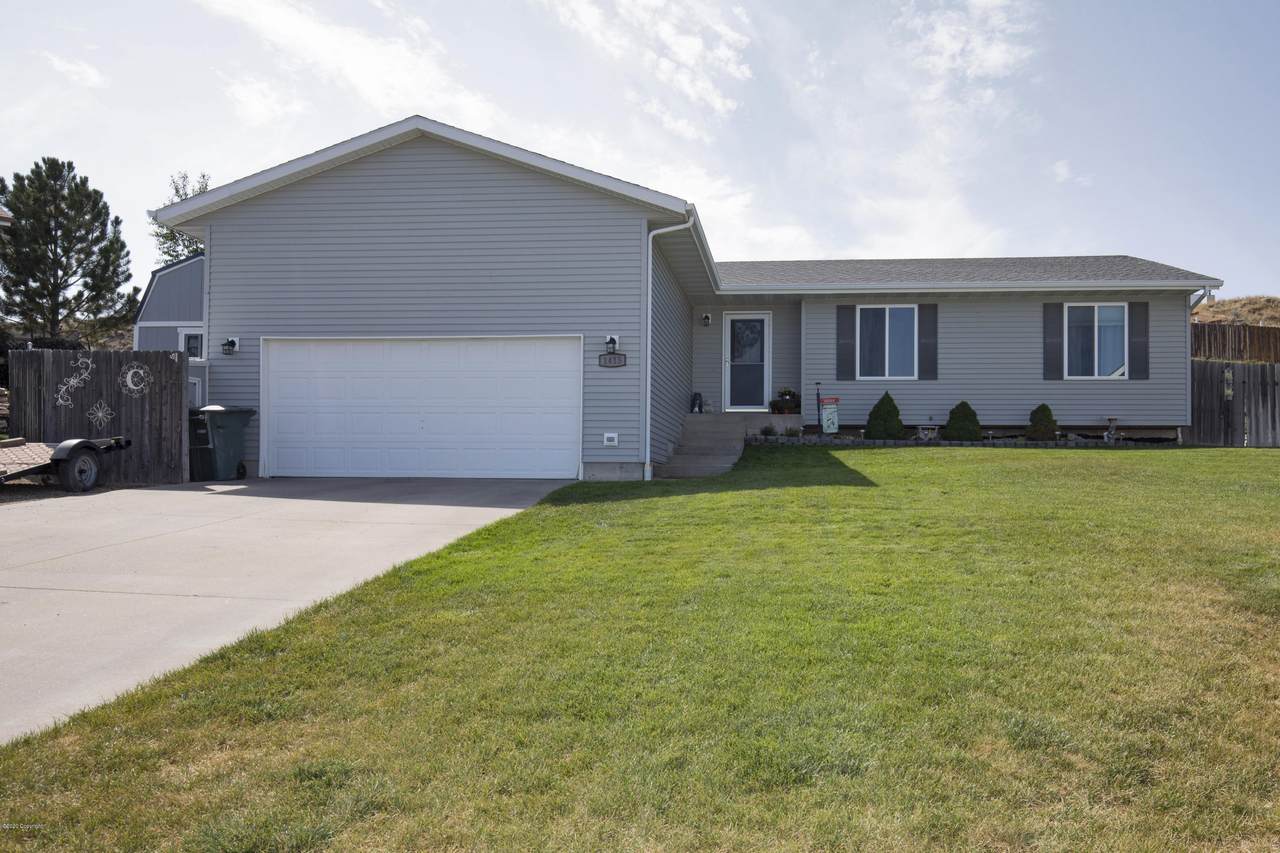 1415 S Buckboard Ct - Photo 1