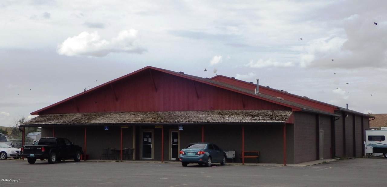 800 Shoshone Ave - Photo 1