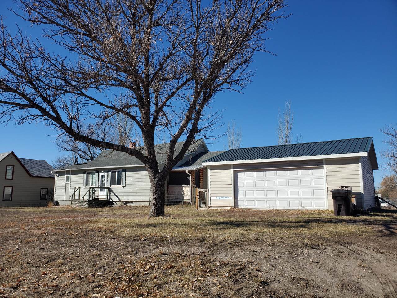 739 Birch St - Photo 1