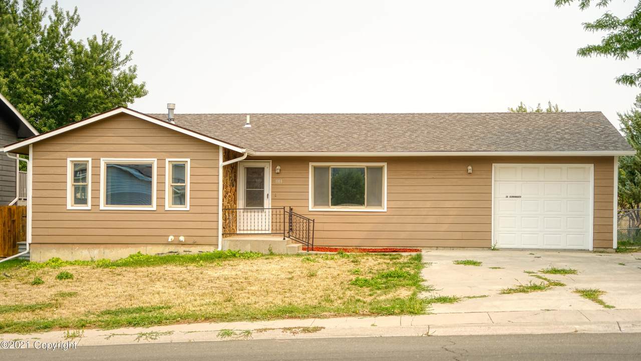 1103 Overdale Dr - Photo 1
