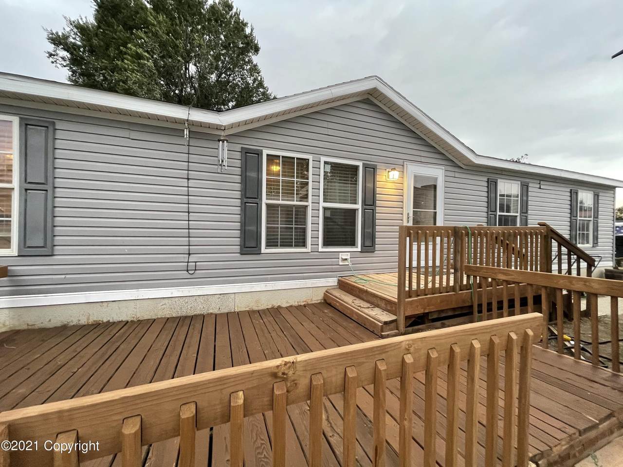 4904 Gordon St - Photo 1