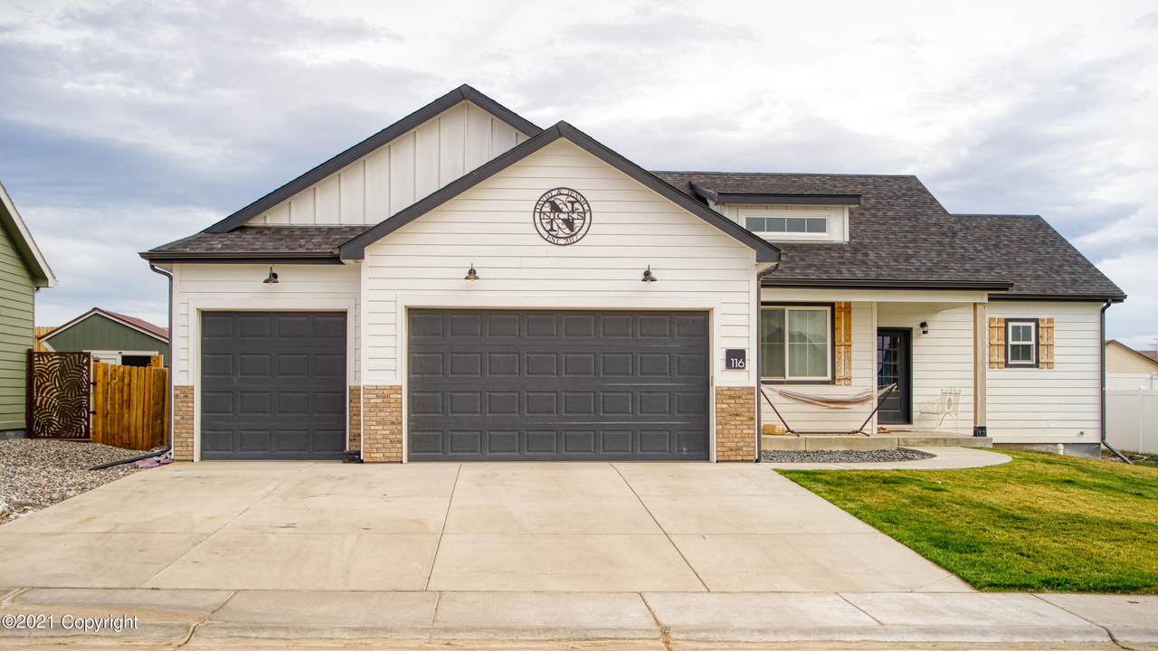 116 Tabor Ln - Photo 1