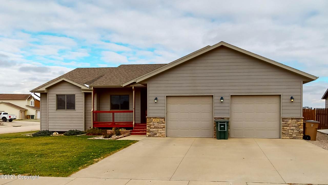 4701 Russel Ct - Photo 1