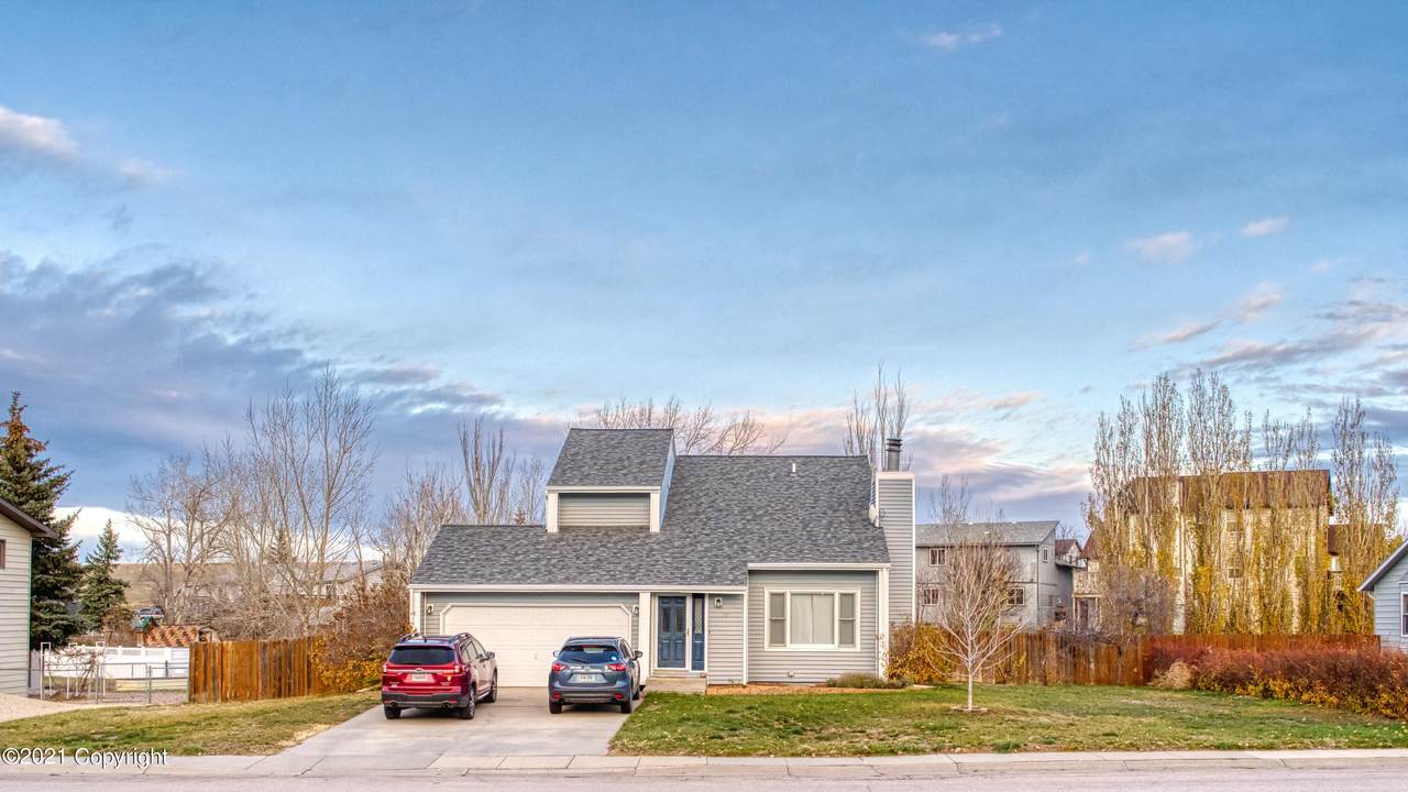 801 Overdale Dr - Photo 1