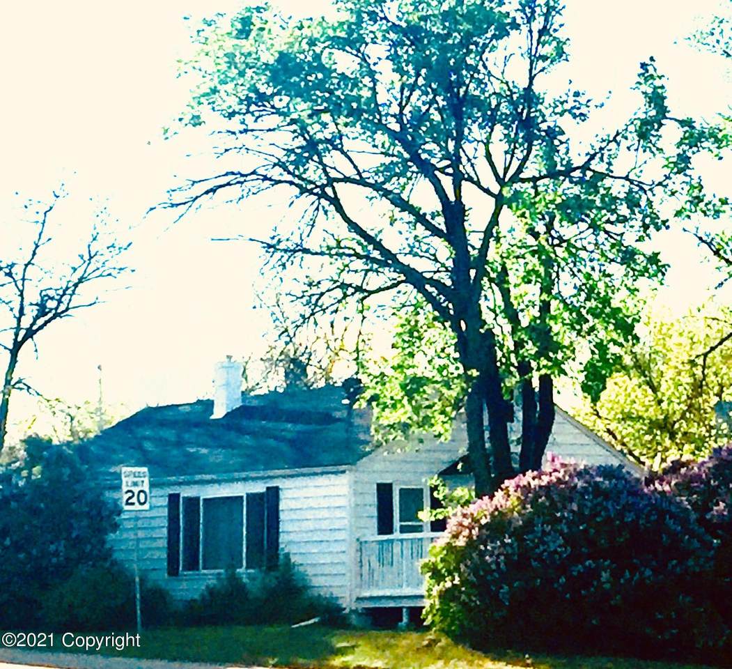 910 South Gillette Ave - Photo 1