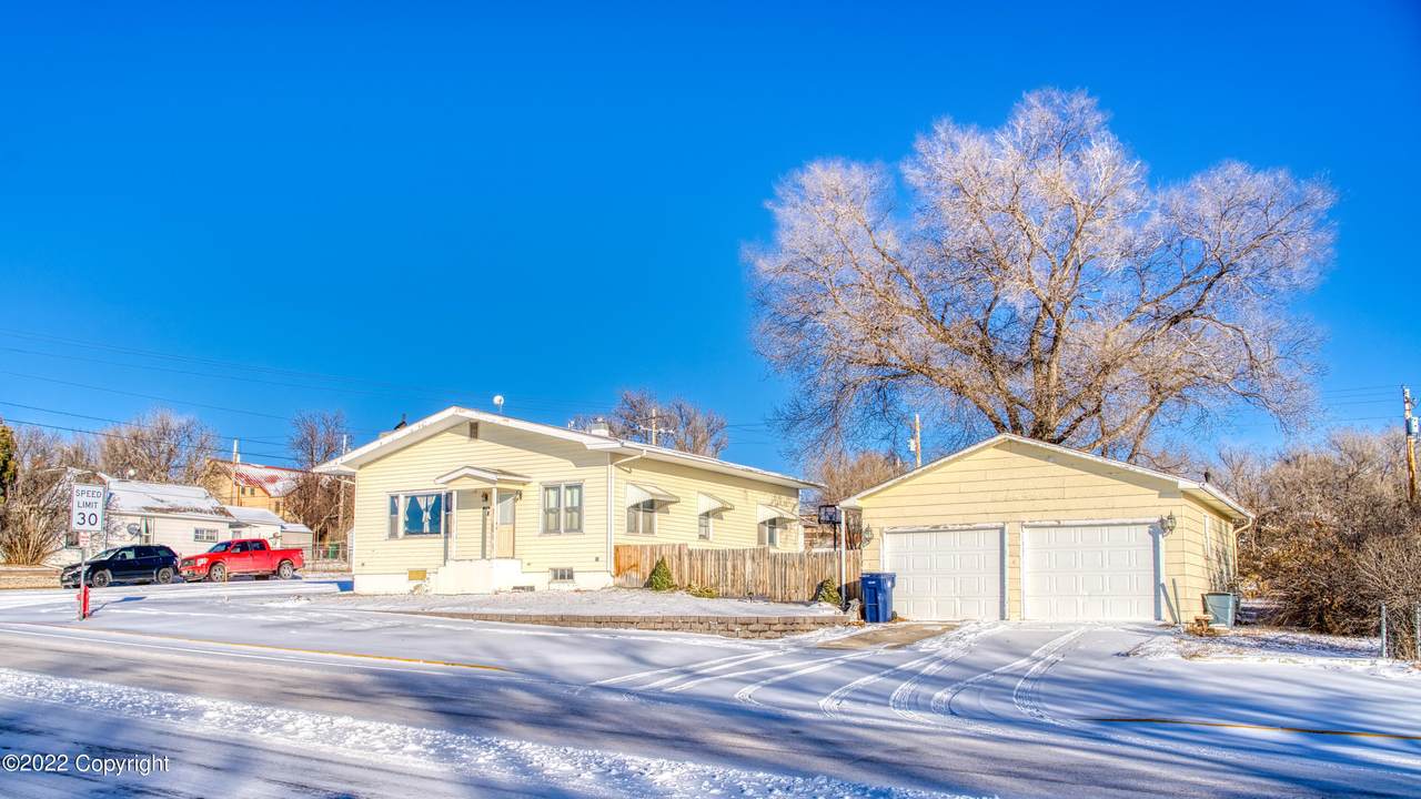 121 Yellowstone Avenue - Photo 1