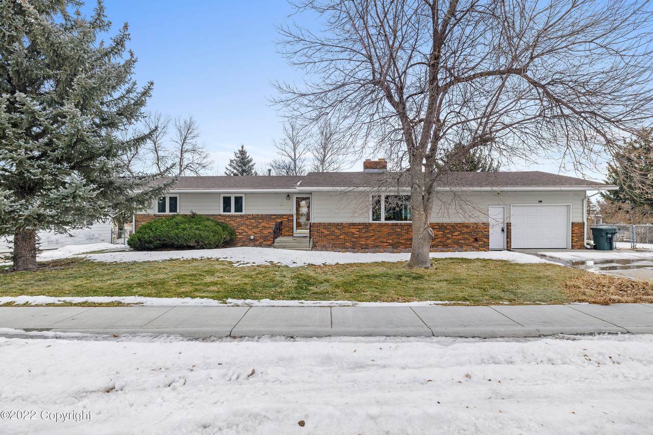 5 Sunrise Ln - Photo 1