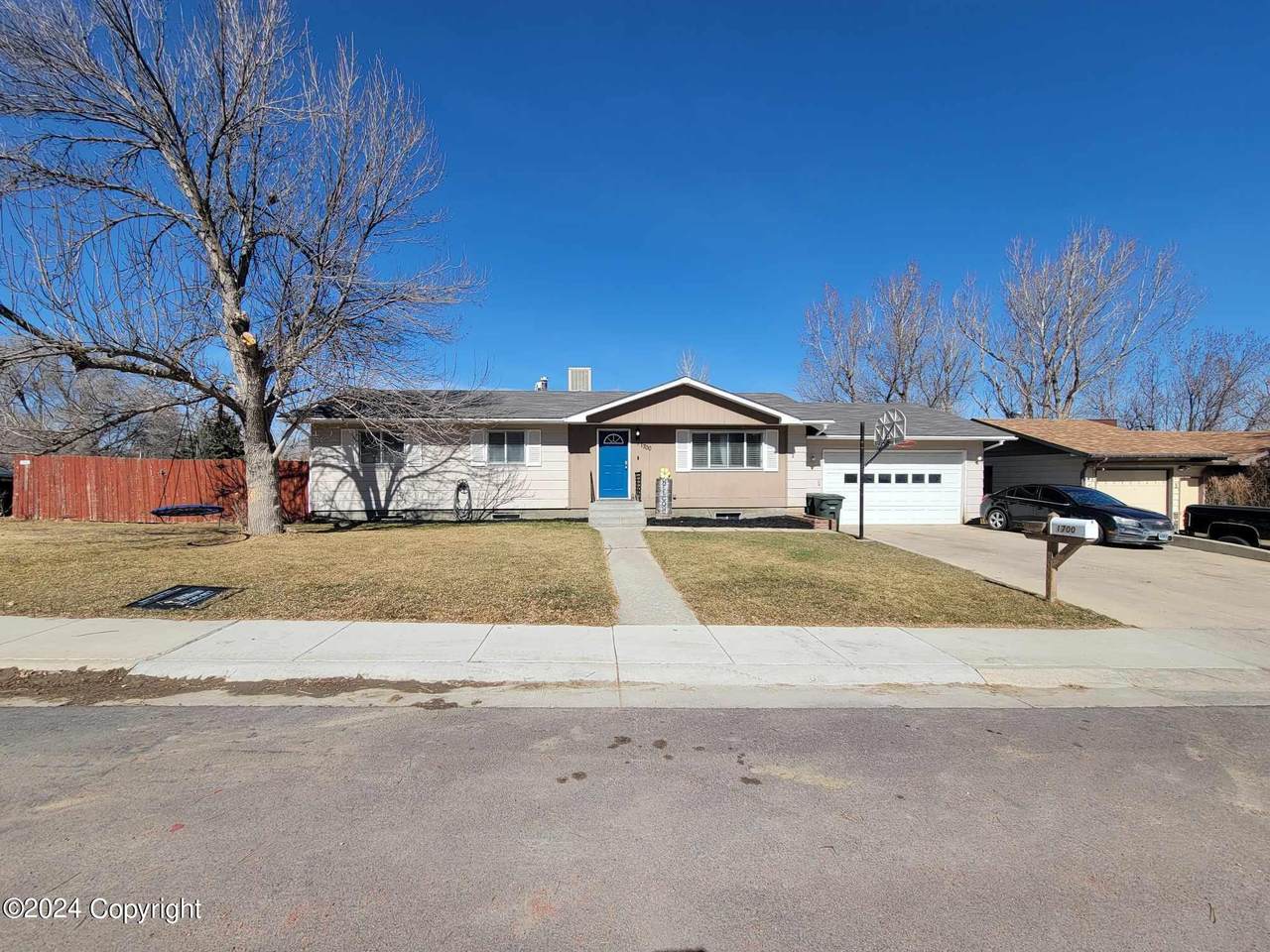1700 Monte Vista Ln , Gillette, WY 82716 (MLS 24364) The