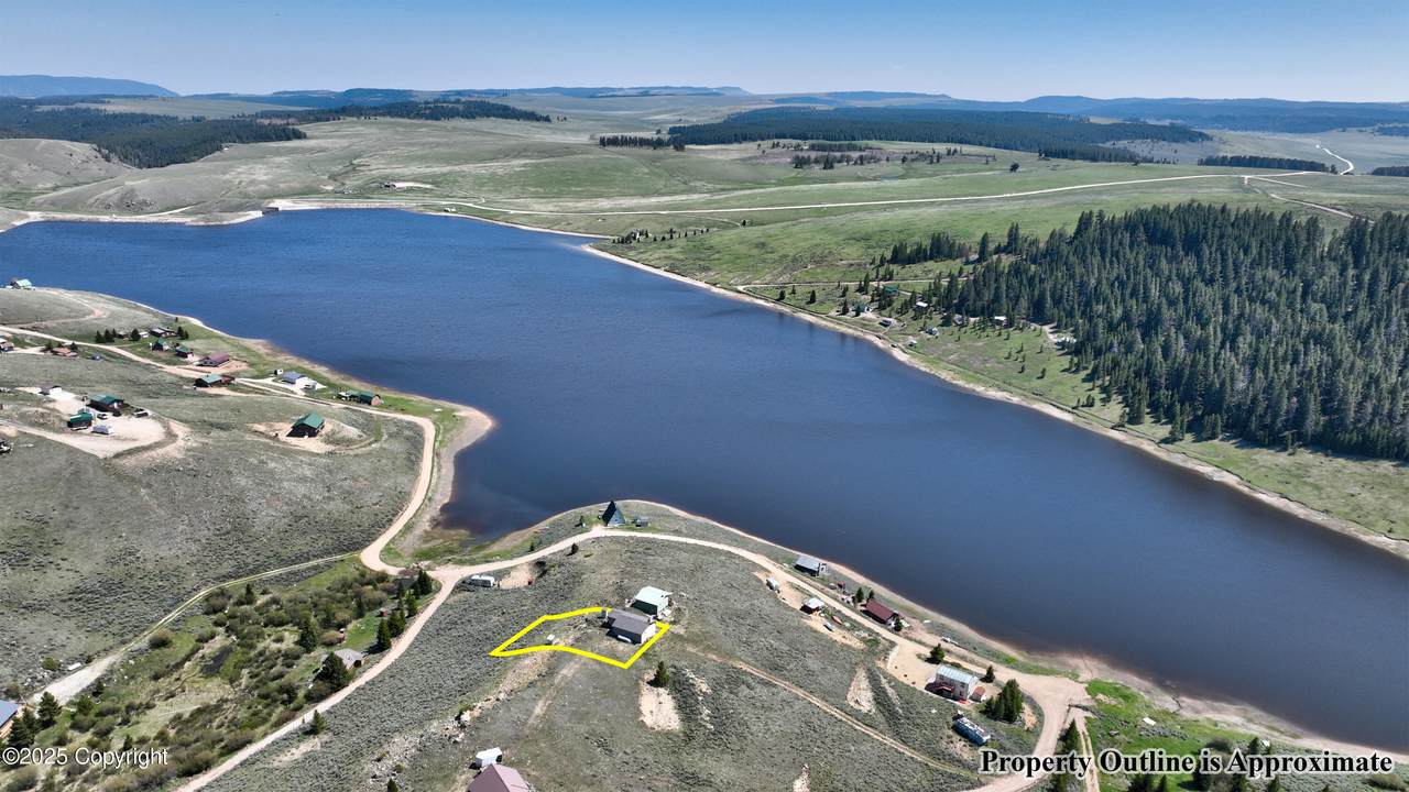 3 Circle Dr - Photo 1