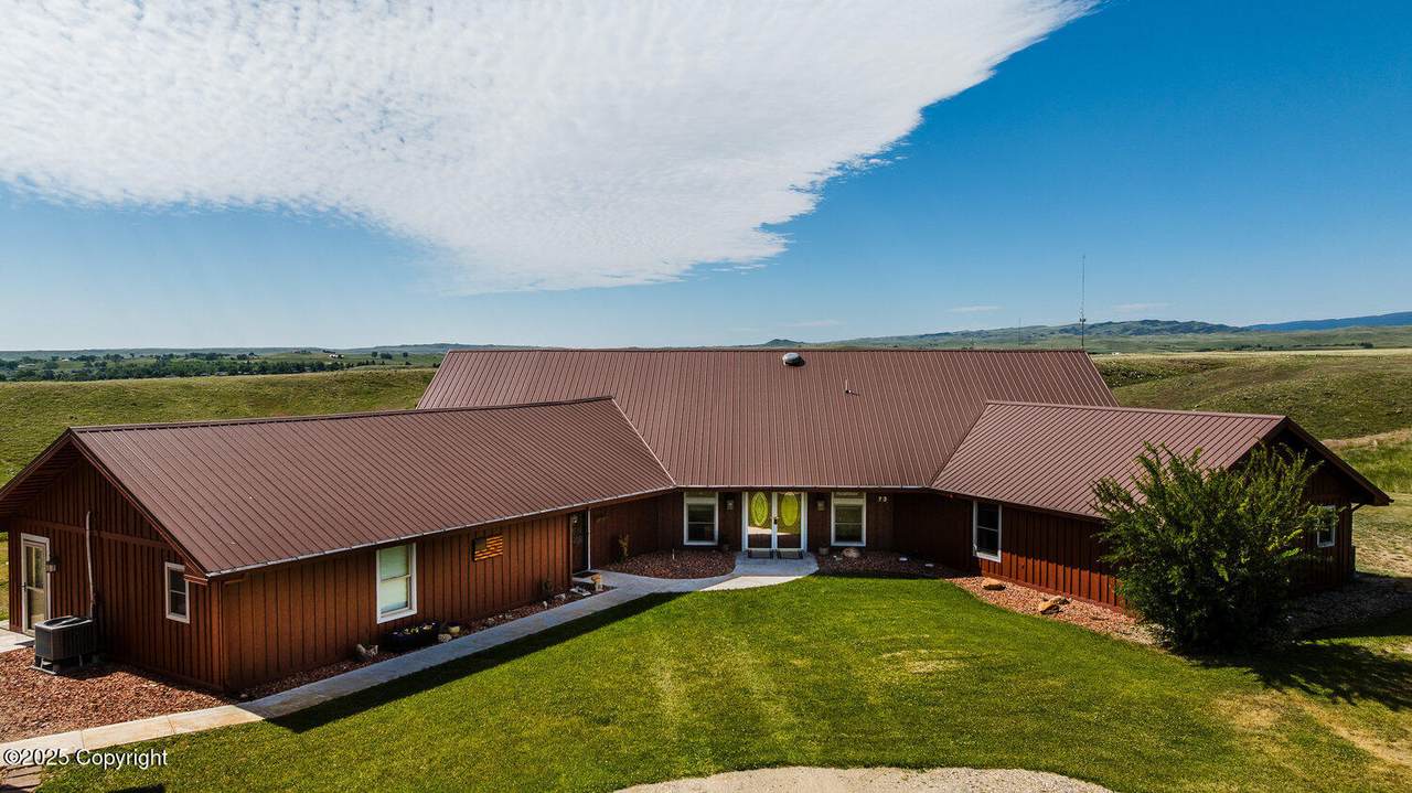 73 Prairie Drive - Photo 1