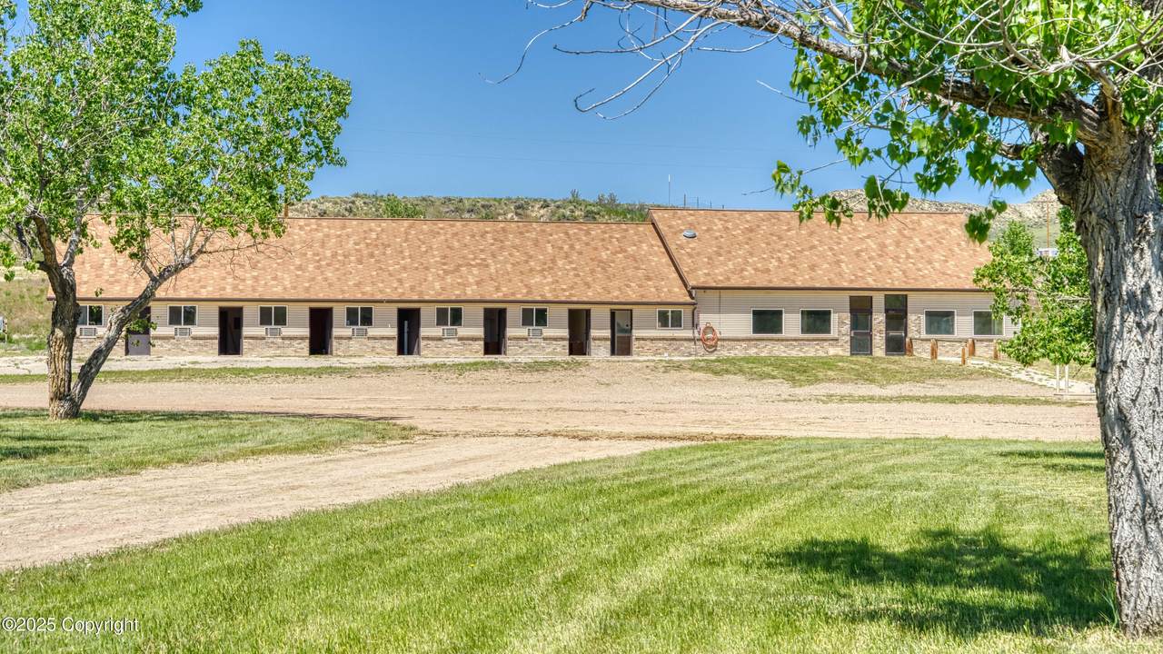 3401 Upper Powder River Rd - Photo 1