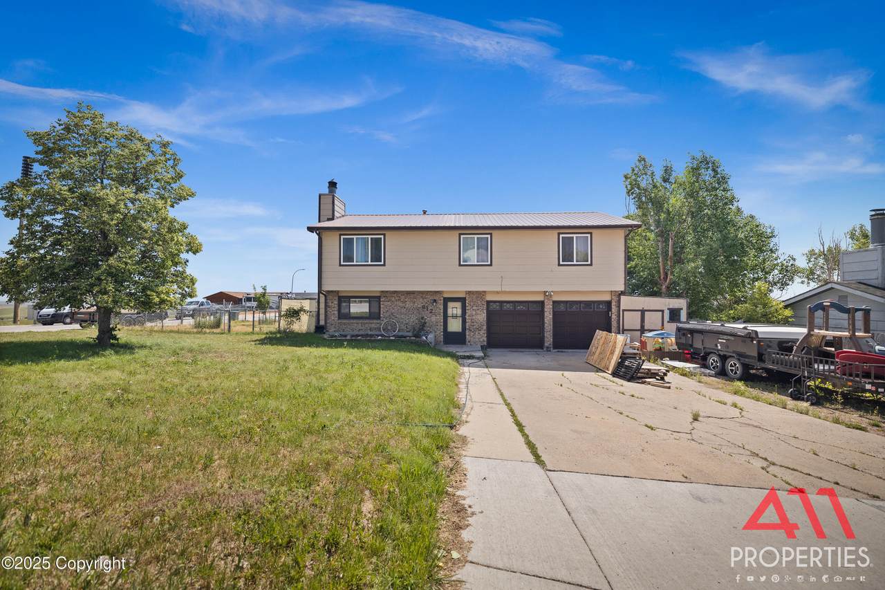 812 Ventura Dr - Photo 1