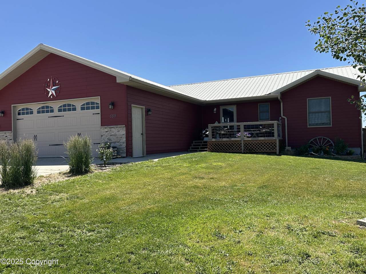 559 Hay Creek - Photo 1