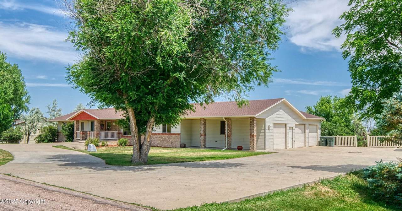 2390 Antler Rd - Photo 1