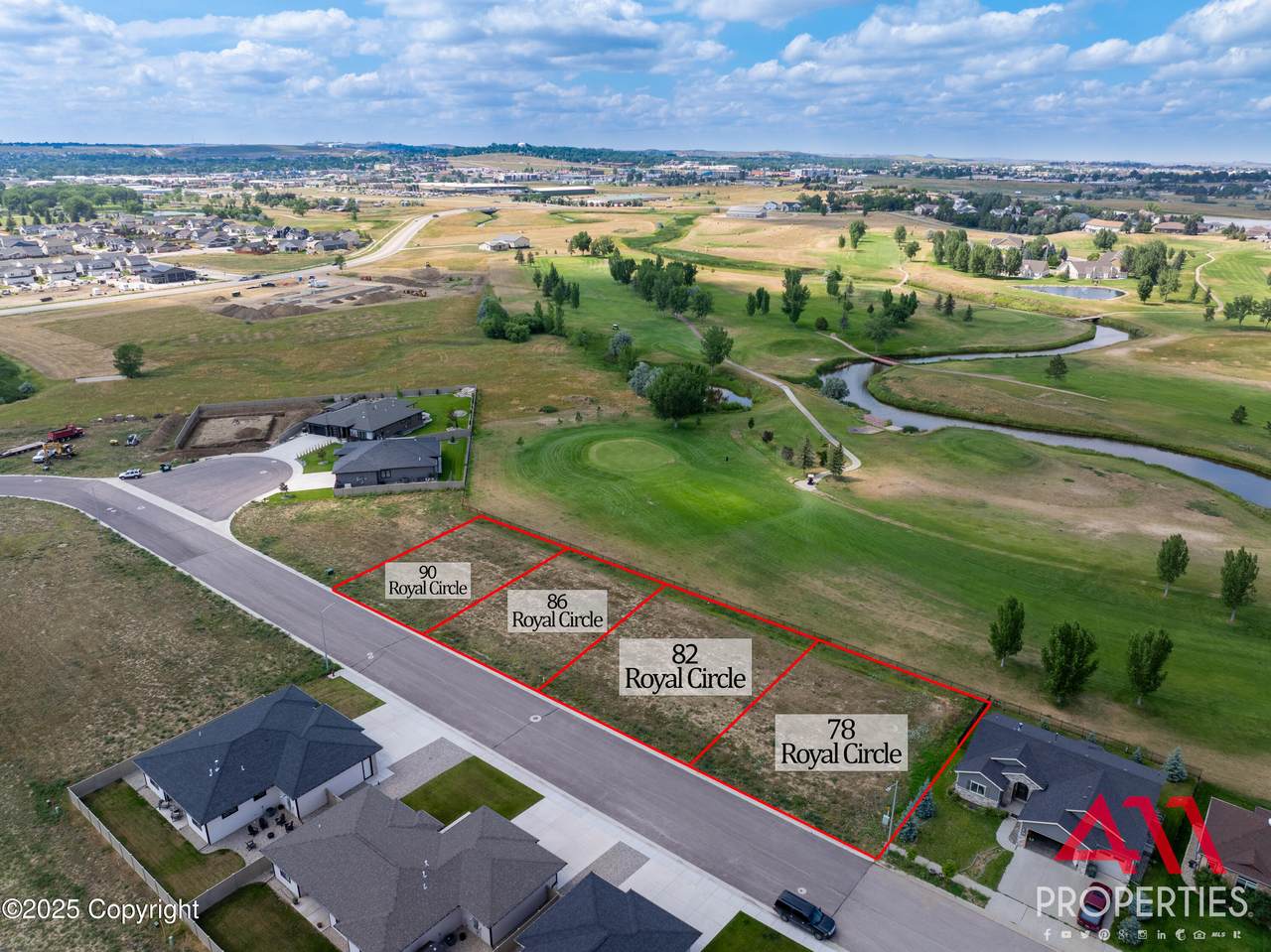 78 Royal Cir - Photo 1