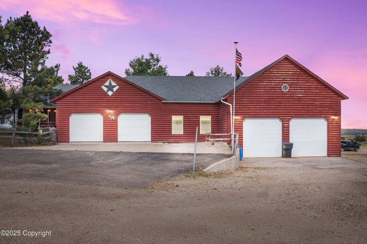 71 Pendleton Dr - Photo 1