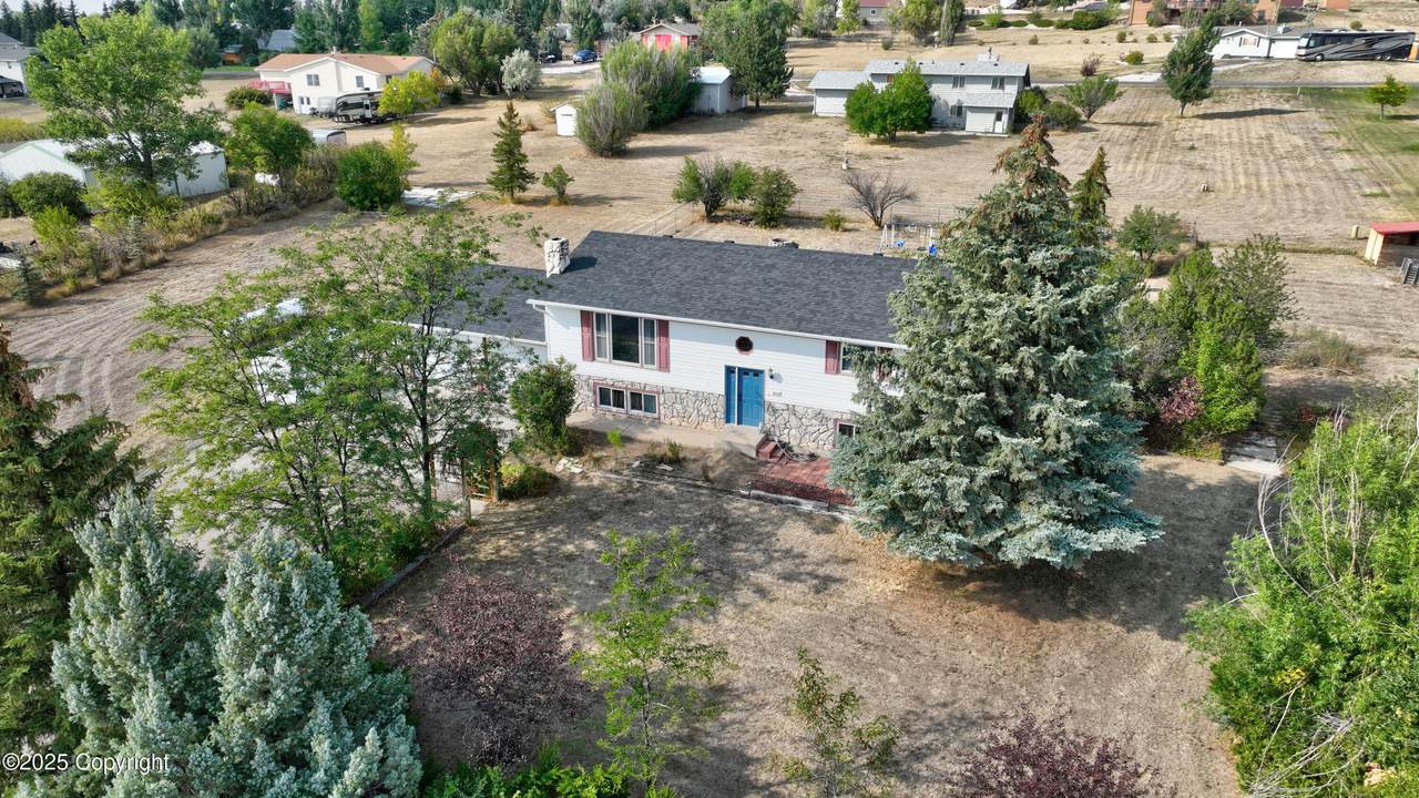 4515 Radio - Photo 1