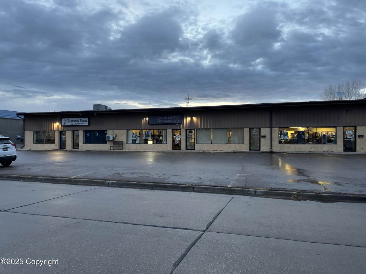 2808-2814 Dogwood Ave - Photo 1