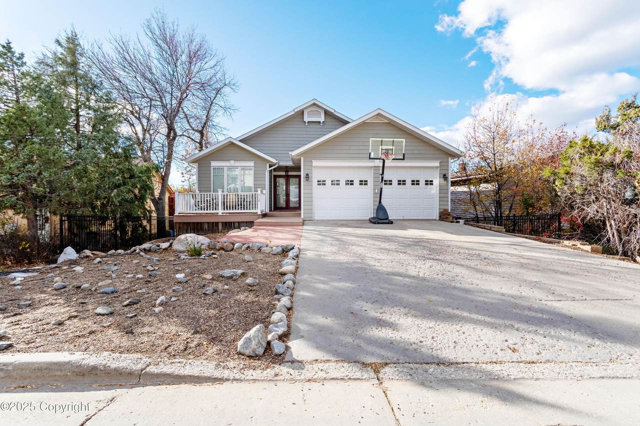 802 Dalbey Ave - Photo 1